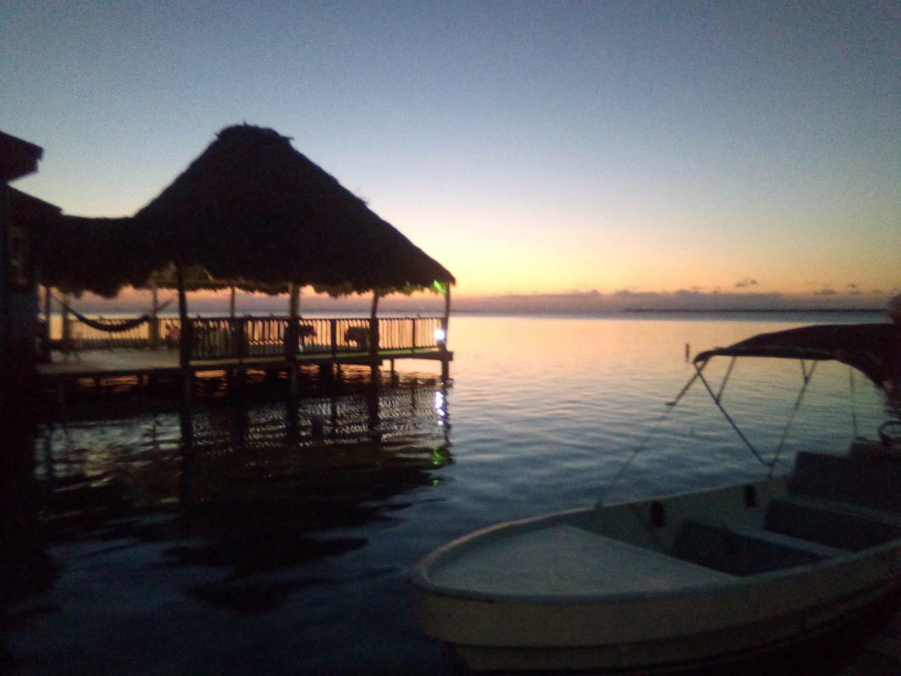 Blue Marlin Beach Resort Dangriga Exterior photo